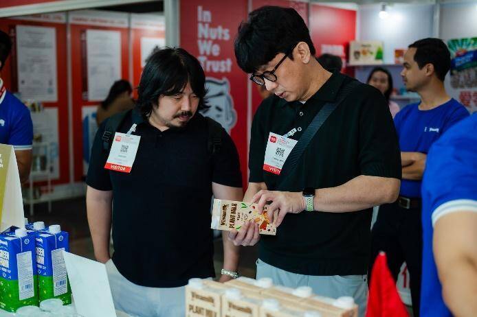 Vinamilk gần 20 năm tham gia hội chợ quốc tế hàng đầu Châu Á, không chỉ để kinh doanh