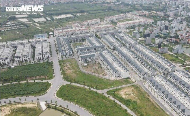 Nộp bổ sung tiền sử dụng đất: Nghịch lý DN phải ‘gánh’ trách nhiệm của bộ, ngành