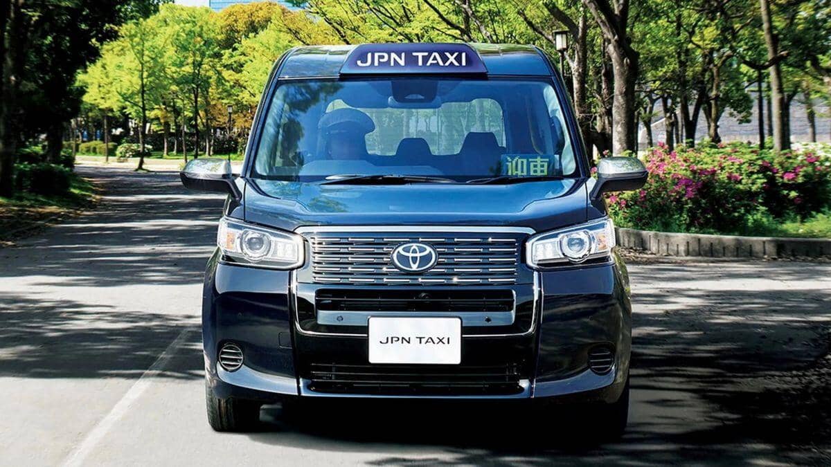 Toyota JPN - taxi kiểu Nhật