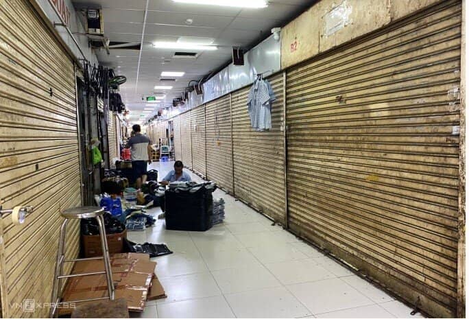 Nhiều tiểu thương các chợ lớn đóng cửa