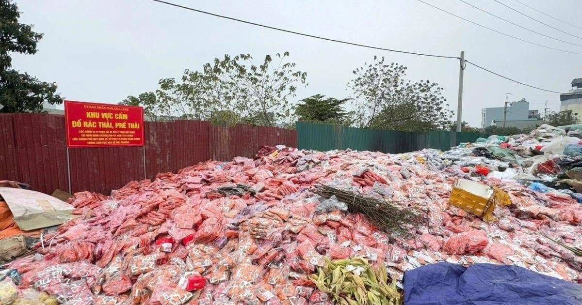 La Phù: Khi "bão" hàng giả thổi bay không khí cao điểm