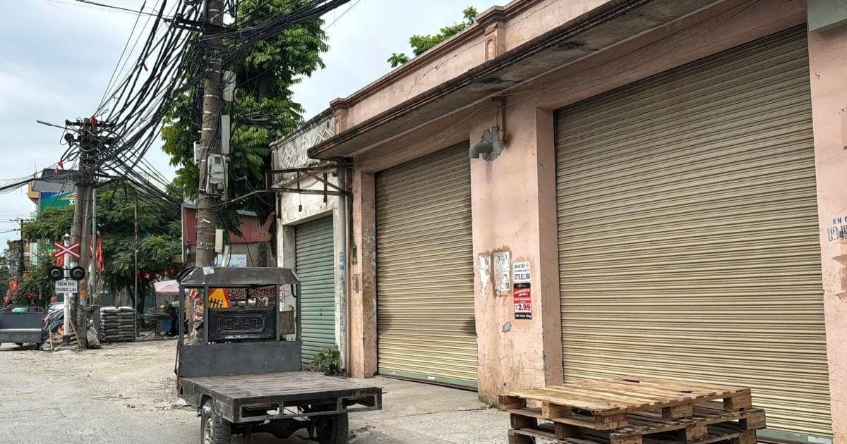 La Phù: Khi "bão" hàng giả thổi bay không khí cao điểm