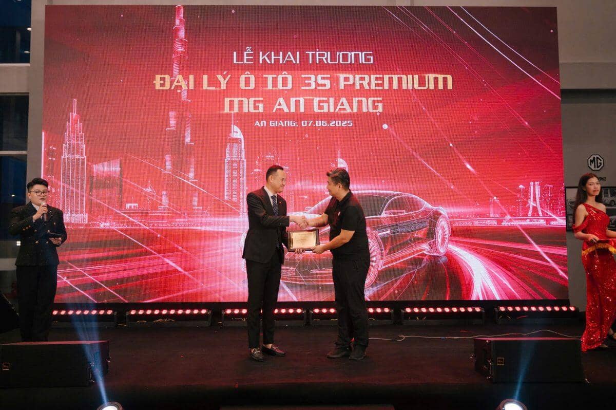 Khai trương MG An Giang tiêu chuẩn 3S Premium toàn cầu