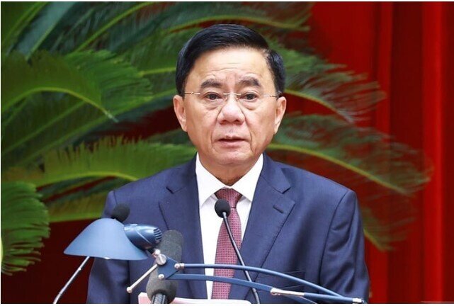 Kết luận của Bộ Chính trị, Ban Bí thư về tổ chức chính quyền địa phương, sắp xếp bộ máy