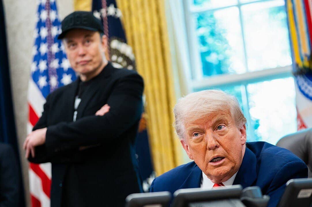 Bất chấp rạn nứt với Elon Musk, ông Trump vẫn giữ Starlink tại Nhà Trắng
