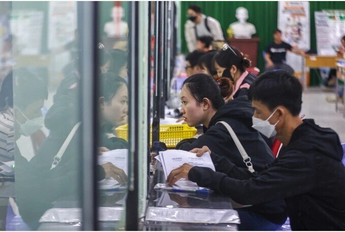 'Mức hưởng trợ cấp thất nghiệp 60% kéo dài làm giảm động lực tìm việc mới'