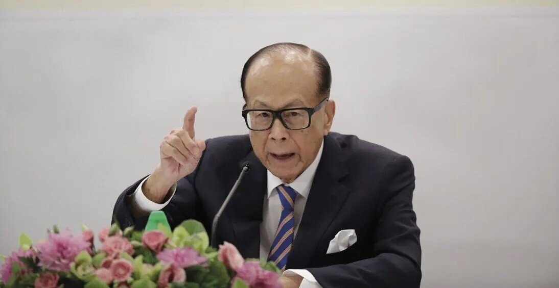 Tài sản của “siêu nhân Hồng Kông” Lý Gia Thành hiện còn bao nhiêu?