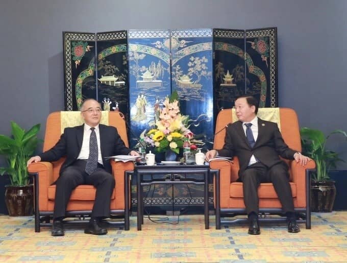 Phó thủ tướng mời doanh nghiệp Trung Quốc đầu tư năng lượng tái tạo tại Việt Nam