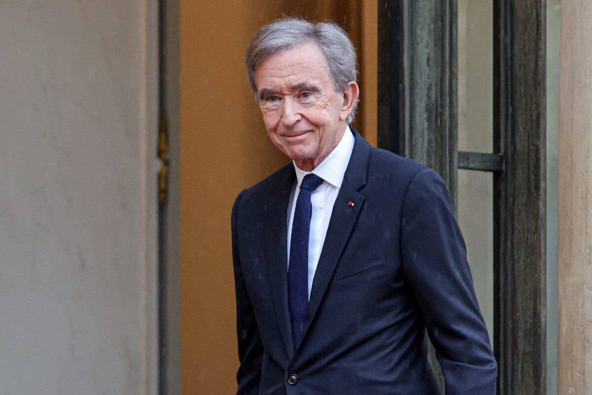 Từ vị trí giàu nhất thế giới, "ông trùm" thời trang xa xỉ Bernard Arnault rơi xuống hạng 7 vì cú trượt dài của LVMH