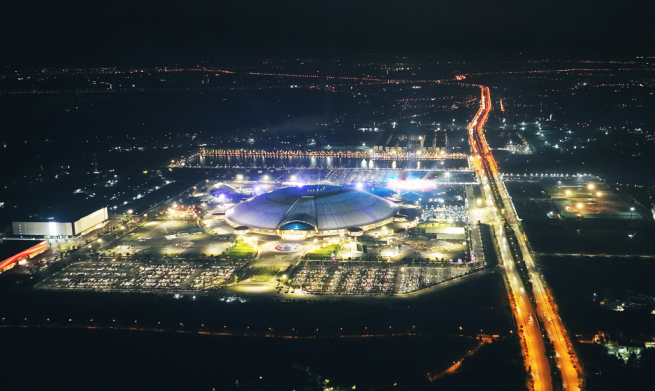 VINGROUP CÔNG BỐ 2 TRỤ CỘT HOẠT ĐỘNG MỚI LÀ HẠ TẦNG VÀ NĂNG LƯỢNG XANH