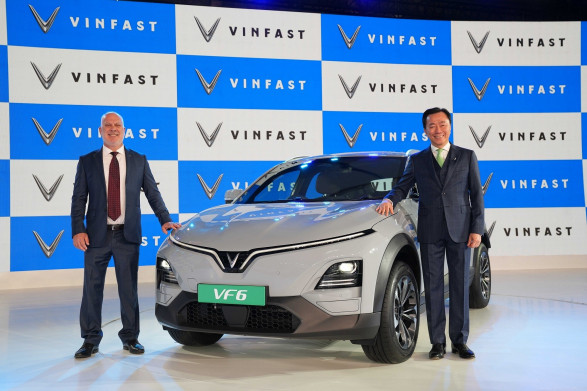 VINFAST RA MẮT ẤN TƯỢNG TẠI ẤN ĐỘ VỚI BỘ ĐÔI SUV ĐIỆN CAO CẤP VF 6 VÀ VF 7