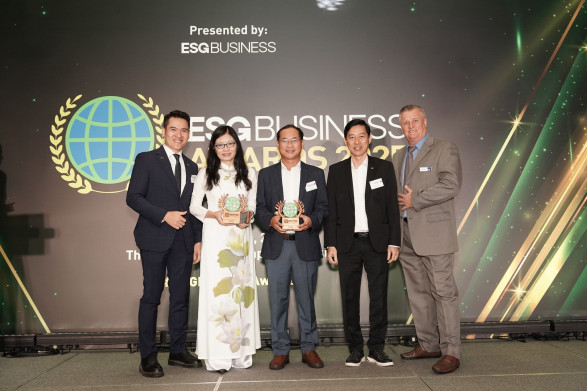 VINUNI “CHIẾN THẮNG KÉP” TẠI ESG BUSINESS AWARDS 2025