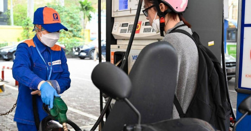 Giá xăng đồng loạt giảm từ 1/7 vì một lý do chưa từng có