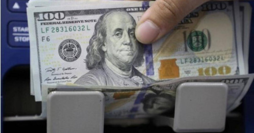 USD mất giá vì dự luật chi tiêu của ông Trump