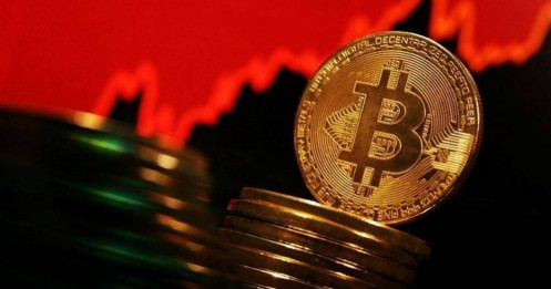 Lực mua từ “tay to” bất lực trước cú rơi của Bitcoin