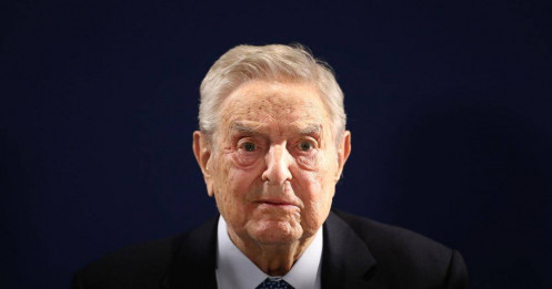 💰 George Soros – Từ Cậu Bé Do Thái Chạy Trốn Chiến Tranh Đến "Huyền Thoại Phố Wall"