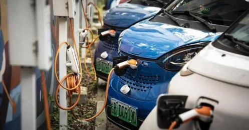 Chính phủ Trung Quốc giải quyết cuộc chiến về giá xe điện