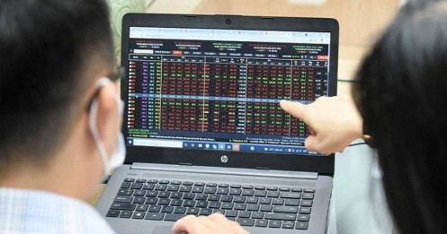 Cục diện môi giới ngành chứng khoán: Hơn 60 công ty chia nhau “miếng bánh” vỏn vẹn 30% thị phần