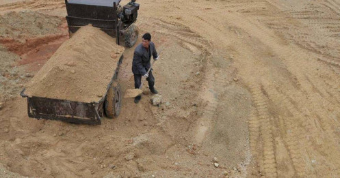 Hạn Chế Đất Hiếm: Sức Mạnh Chiến Lược hay Cú Sốc Nội Địa Trung Quốc?