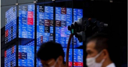 Chứng khoán châu Á trái chiều sau thông báo thuế của ông Trump