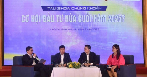 Tiền ồ ạt chảy vào chứng khoán, mua cổ phiếu nào "đón sóng" 1.500 điểm?