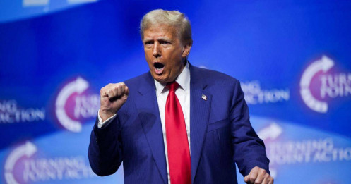 Tổng thống Mỹ Trump tuyên bố tăng thuế với đồng, đe dọa hai ngành khác