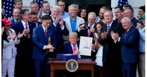 Chính sách kịch tính, nợ công phình to, kim loại quý sẽ tỏa sáng