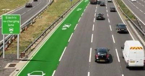 Công nghệ sạc pin không dây cho xe điện: Tesla và Na Uy dẫn đầu xu hướng