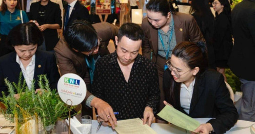 Giá nhà đất Hà Nội vẫn tăng nóng, TP HCM sôi động giao dịch sau sáp nhập