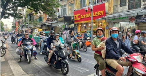 8 năm thực hiện chủ trương cấm xe máy ở Hà Nội