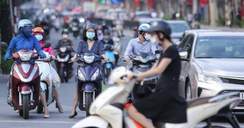 Hà Nội cấm xe máy xăng trong Vành đai 1 từ 1-7-2026: Nguồn cung ứng xe máy điện từ đâu?