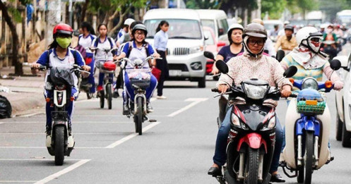 Lệnh cấm xe xăng: Cuộc đua tỷ đô mở màn, Vingroup không đơn độc