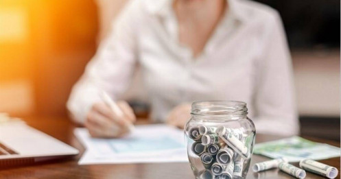 Quản lý tài chính cá nhân qua 7 chiếc hũ