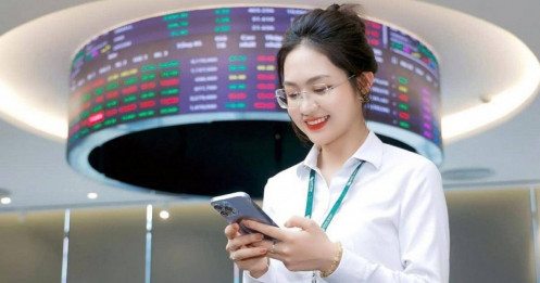 Dòng tiền ngoại - 'chất xúc tác' cho sự bứt phá dài hạn của VN-Index