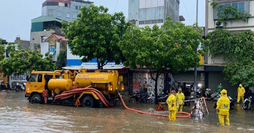 383 tỷ đồng chống ngập nội đô: Liệu có đủ 'cứu' Hà Nội mùa mưa?