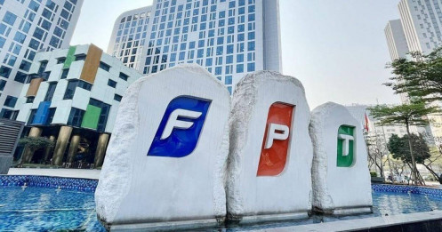 FPT lãi bán niên gần 6.200 tỷ đồng