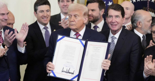 Tổng thống Trump mở ra "kỷ nguyên tiền số" ở Mỹ