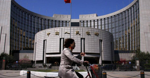 Kinh tế Trung Quốc đối mặt sức mua yếu, lãi suất vay vẫn “án binh bất động”