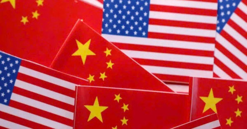 Mỹ “Đánh Thuế” 160% Lên Graphite Trung Quốc: Ngành Xe Điện Mỹ Gặp Khó – Giá Đồng Đứng Trước Áp Lực Giảm?