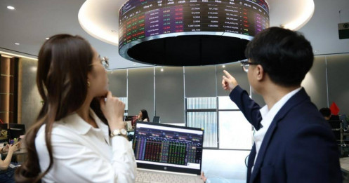 Mở lối cho chứng chỉ lưu ký: Bước cần thiết hay cuộc chơi mạo hiểm?