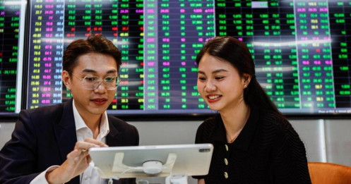 Thời cơ vàng cho kênh đầu tư cổ phiếu: CTCK điểm tên các nhóm ngành tiêu biểu cho năm 2025