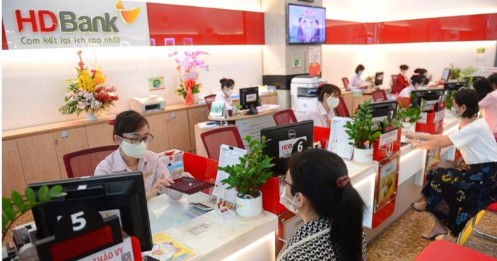 Bí mật giúp HDB tăng mạnh nhất nhóm Bank