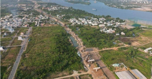 Giá đất nền phía Nam vẫn neo cao