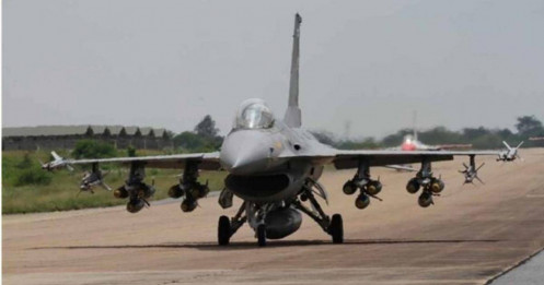 Thái Lan điều F-16 tập kích mục tiêu Campuchia