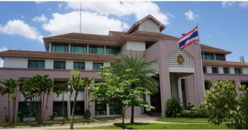 Thái Lan kêu gọi công dân rời Campuchia