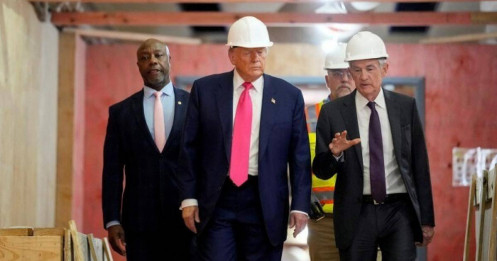 Trump đột ngột "quay xe" về Powell sau cuộc gặp tại Fed