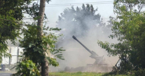 Xung đột biên giới leo thang, Thái Lan giữ kênh đối thoại giữa lằn ranh chiến tranh