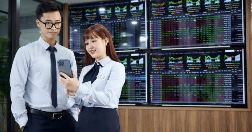 Nhận định chứng khoán 25/7: VN-Index đang hướng đến vùng giá cao nhất lịch sử