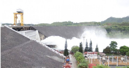 Thủy điện Thác Bà sắp mở 2 cửa xả lũ