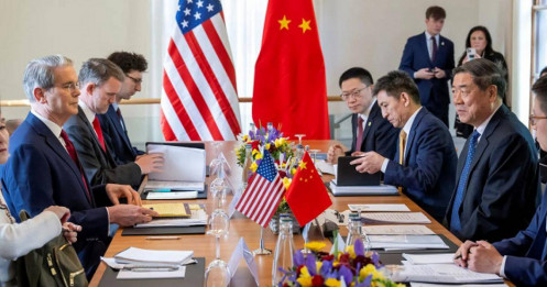 Tạm Dừng Leo Thang Căng Thẳng: Mỹ Đang Thay Đổi Cách Chơi Trong Cuộc Đua Công Nghệ?